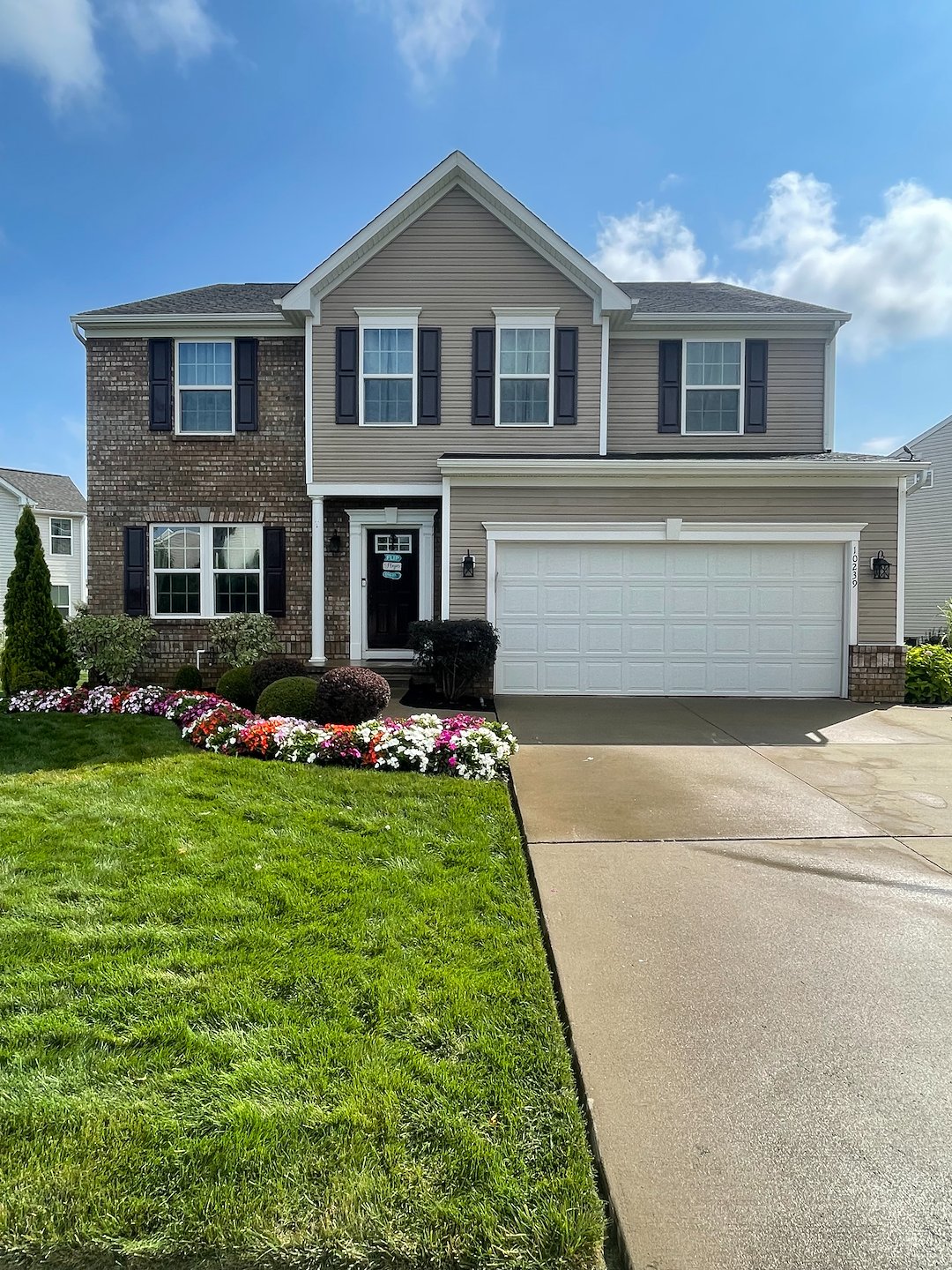 The Ultimate Guide to Residential Pressure Washing in Aurora, OH: Discover Tsunami Softwash Pro's Expertise
