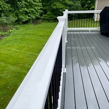 Transform-Your-Home-with-Residential-Professional-Pressure-Washing-Deck-and-Driveway-Revival-in-Reminderville-and-Aurora-OH 7