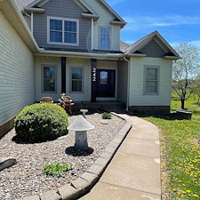 Transform-Your-Homes-Curb-Appeal-with-Top-Quality-Residential-Pressure-Washing-in-Burbank-OH 3