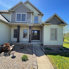 Transform-Your-Homes-Curb-Appeal-with-Top-Quality-Residential-Pressure-Washing-in-Burbank-OH 4