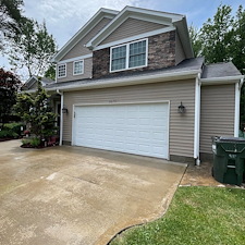 Twinsburg-House-Washing-Residential-Pressure-Washing-and-Driveway-Cleaning-Serving-Aurora-Shores 1