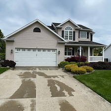 Twinsburg-Residential-Pressure-Washing-House-Washing-and-Driveway-Cleaning 0