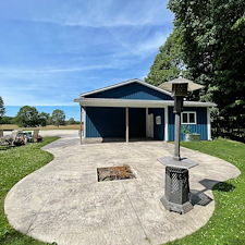 Uniontown-House-Washing-Residential-Pressure-Washing-Professional-Exterior-Cleaning 1