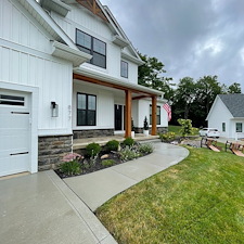 Unleash-the-Best-Version-of-Your-Home-with-Residential-Pressure-Washing-in-Cuyahoga-Falls-OH 1