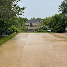 Unleash-the-Sparkle-Transform-Your-Home-with-Residential-Pressure-Washing-in-Fairlawn-OH 0