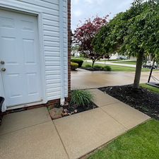 Westlake-Residential-Pressure-Washing-House-Washing-Driveway-Cleaning-and-Deck-Cleaning 2