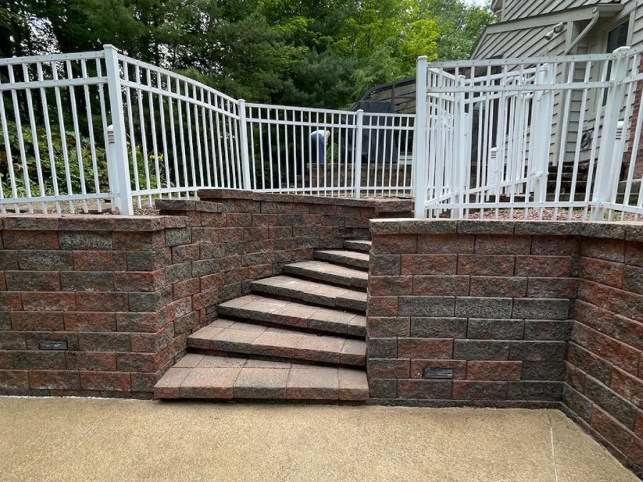 retaining wall cleaning Northeast Ohio